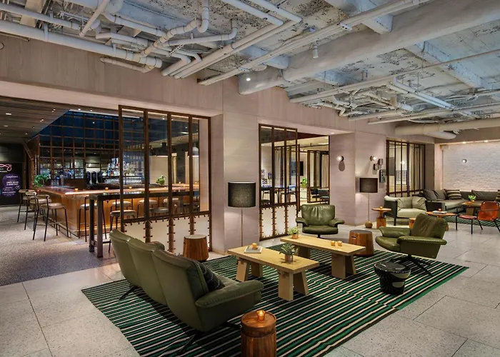 Moxy Nyc Times Square Hotel New York