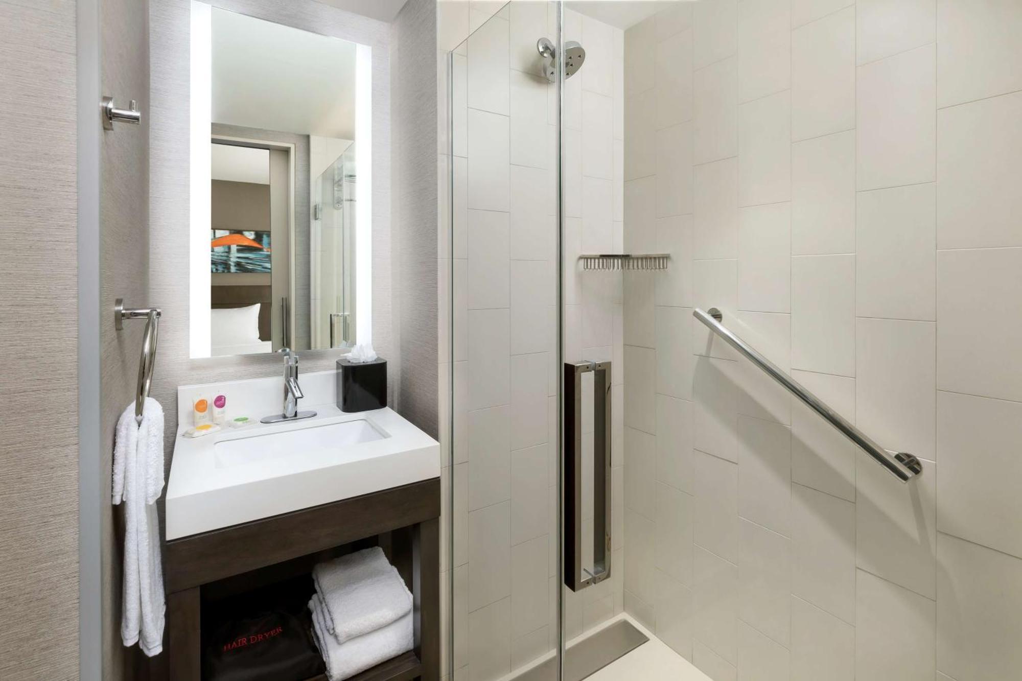 Double Room with Two Double Beds and Sofa Bed - City View
