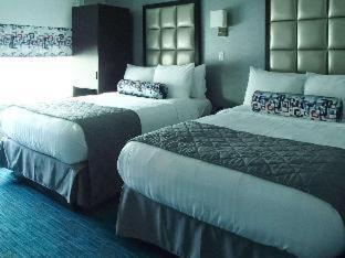Double Room with Two Double Beds - Non-Smoking
