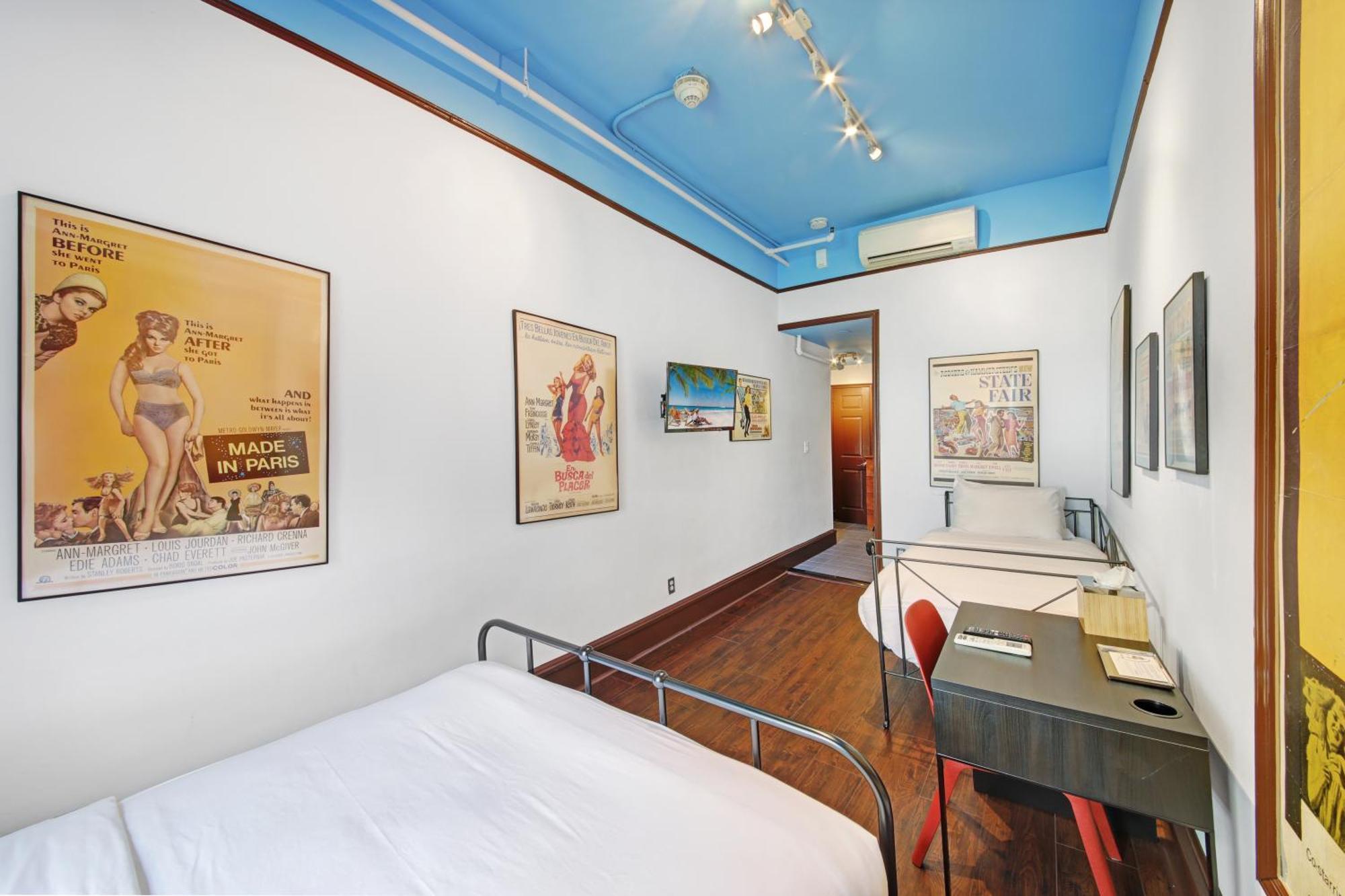 One-Bedroom Suite,1589569053:JPEG