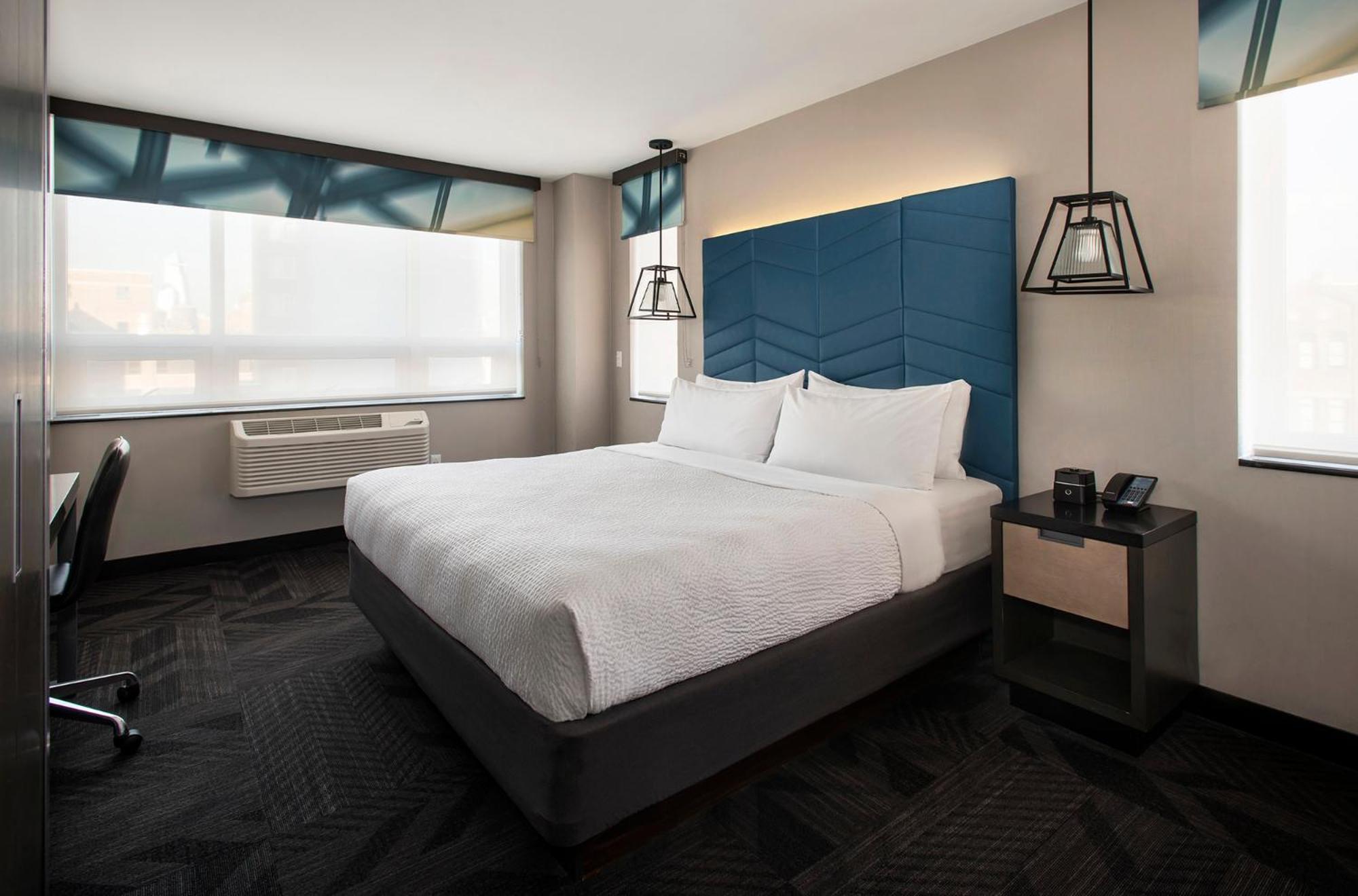 Guest Room 1 King,1713959214:JPEG