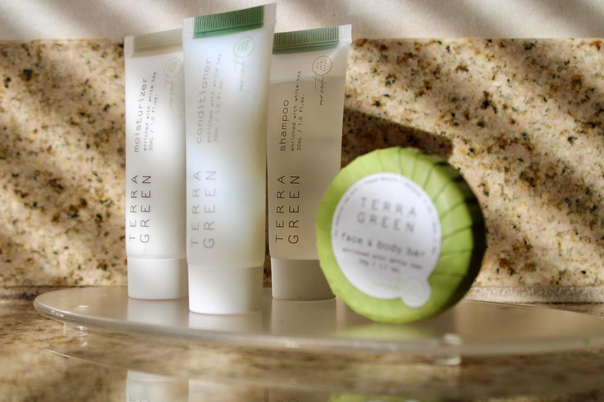 Deluxe King Room,1645654852:JPEG