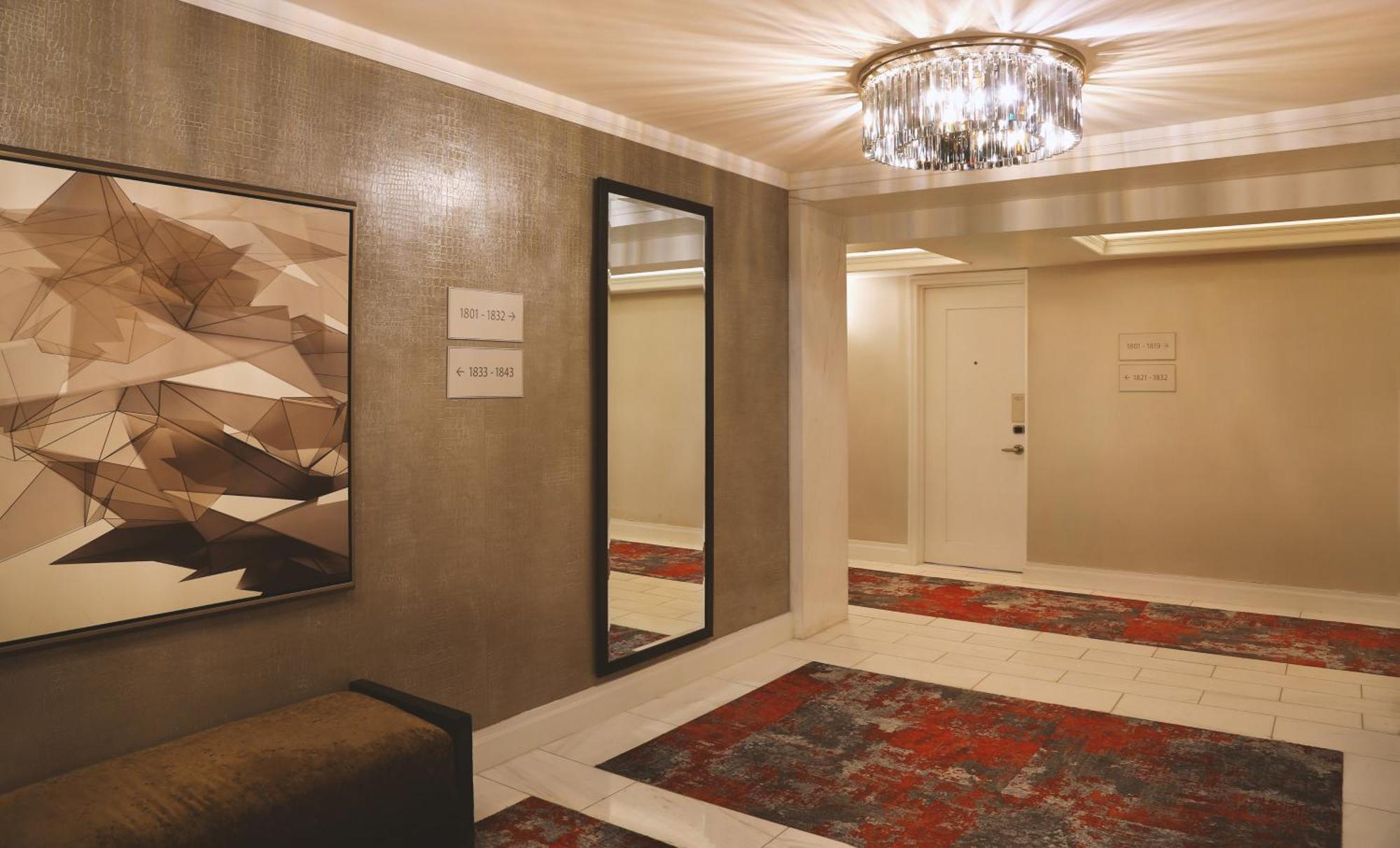 Premium Queen Room with Two Queen Beds - Manhattan Floor