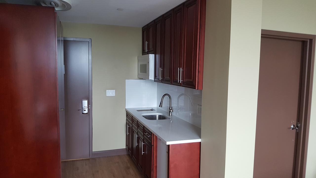 Presidential King Suite,591246636:JPEG