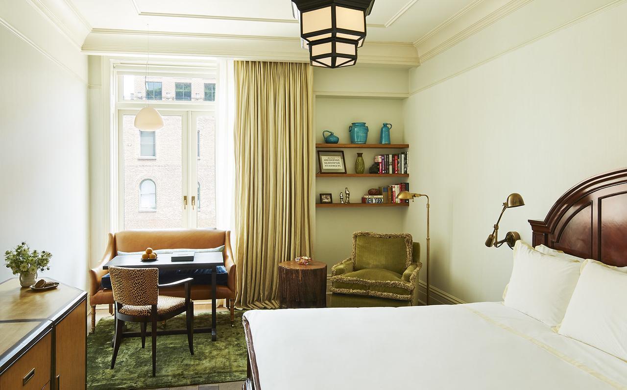 King Room with Roll-In Shower - Disability Access,1015374358:JPEG