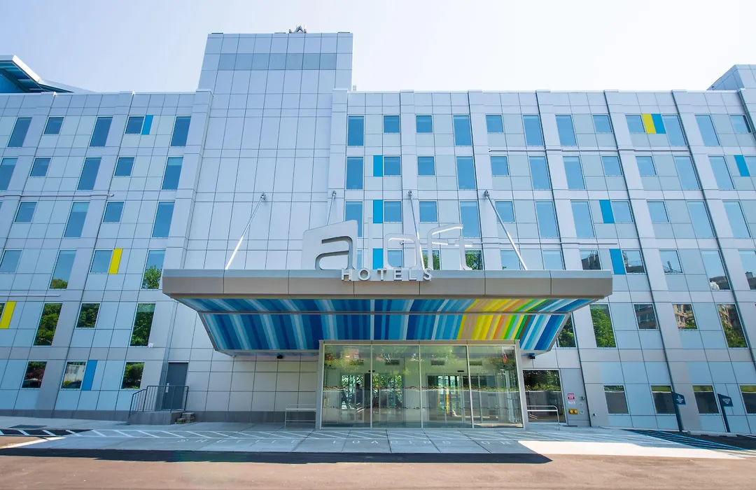 Aloft By Marriott New York Laguardia Airport-1