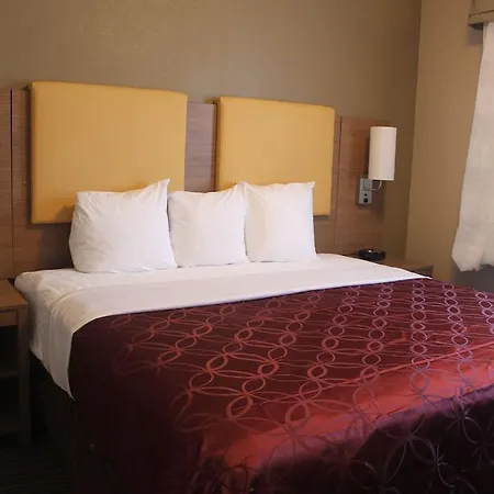 Days Inn By Wyndham Brooklyn Borough Park-2