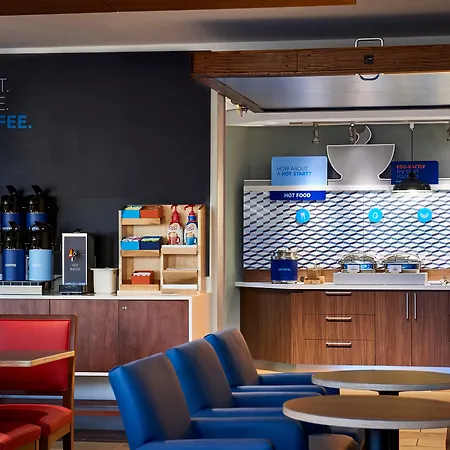 Holiday Inn Express Brooklyn - Kings Hwy, An Ihg Hotel-3