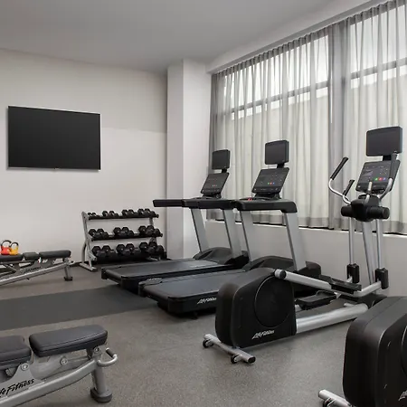 Residence Inn By Marriott New York Queens-2