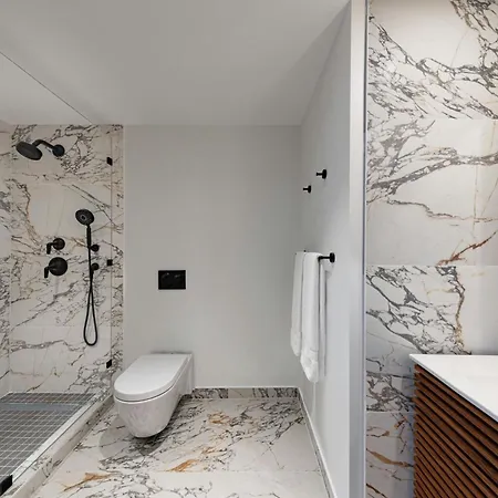 Moxy Nyc East Village-2
