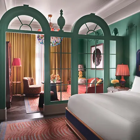 The Fifth Avenue Hotel-3