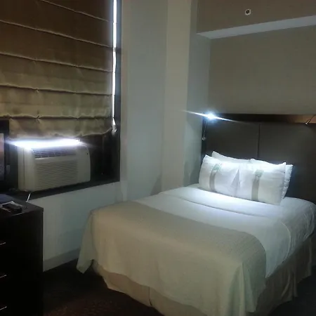 Holiday Inn Soho-2