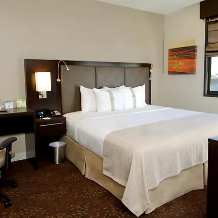Holiday Inn Soho-3