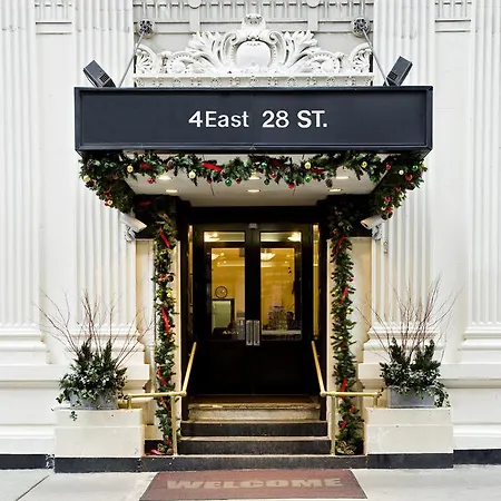 Latham Hotel-2